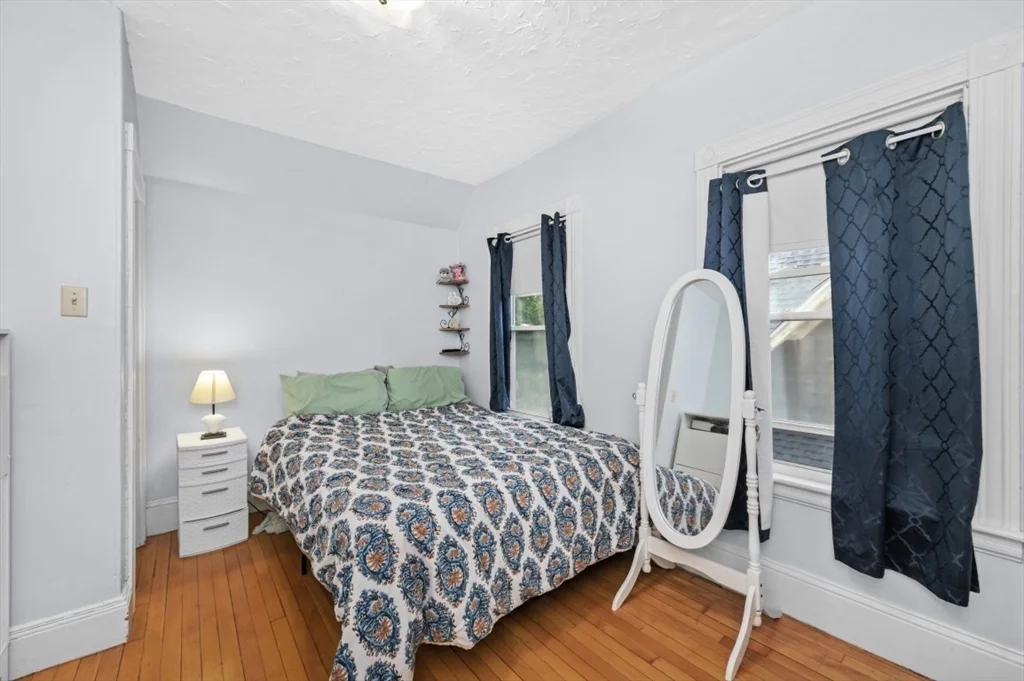 1 bed, 1 bath apartment for rent at 38 E Foster Unit 2, Melrose — photo 13 of 17
