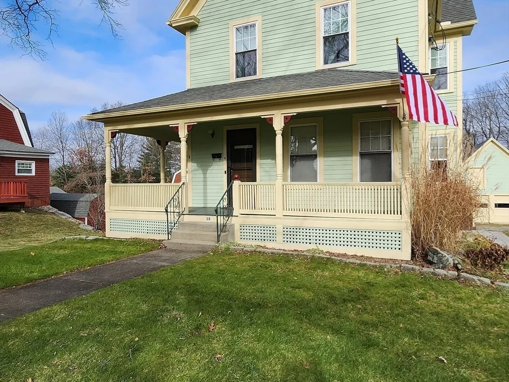 3 bed, 1 bath apartment for rent at 38 Elmwood Unit B, South Grafton — photo 21 of 27