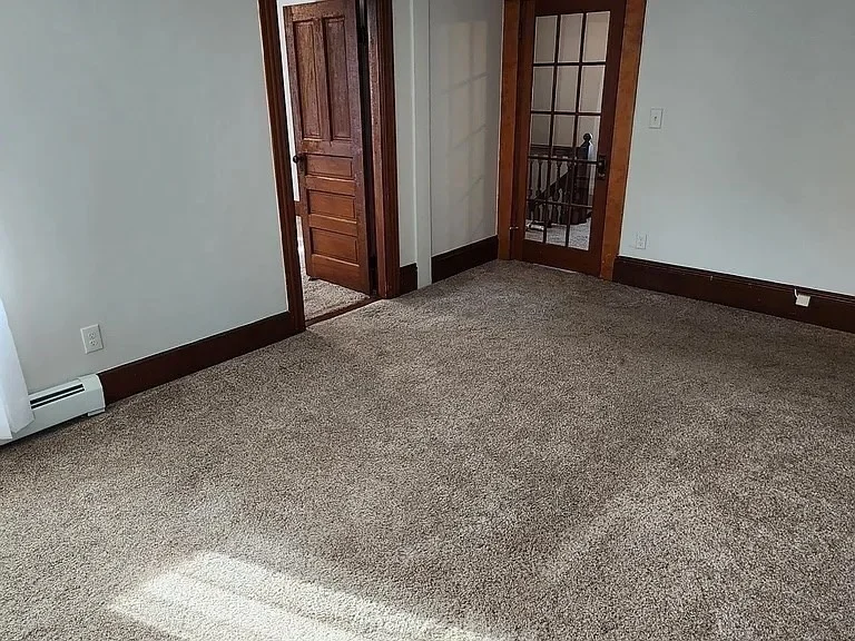 3 bed, 1 bath apartment for rent at 38 Elmwood Unit B, South Grafton — photo 13 of 27