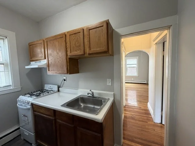 1 bed, 1 bath apartment for rent at 38 Estes St Unit 8, Lynn — photo 9 of 11