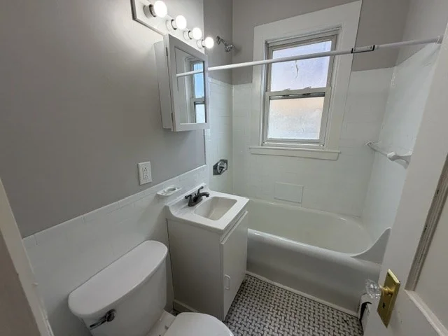 1 bed, 1 bath apartment for rent at 38 Estes St Unit 8, Lynn — photo 7 of 11