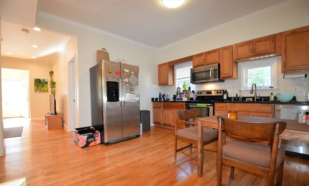 2 bed, 2 bath apartment for rent at 38 Etna St Unit 1, Brighton — photo 5 of 13