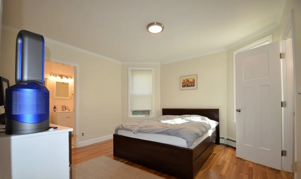 2 bed, 2 bath apartment for rent at 38 Etna St Unit 1, Brighton — photo 10 of 13