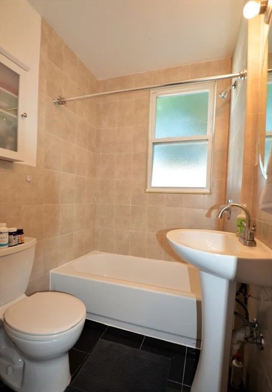 2 bed, 2 bath apartment for rent at 38 Etna St Unit 1, Brighton — photo 13 of 13
