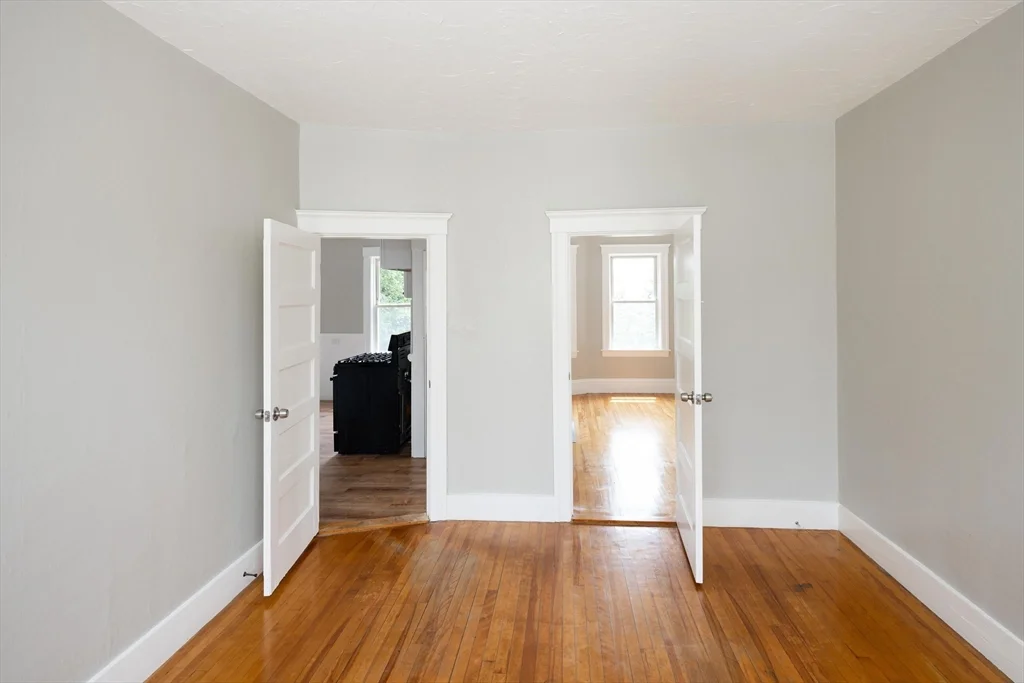 3 bed, 1 bath apartment for rent at 38 Everard St Unit U2, Worcester — photo 11 of 16