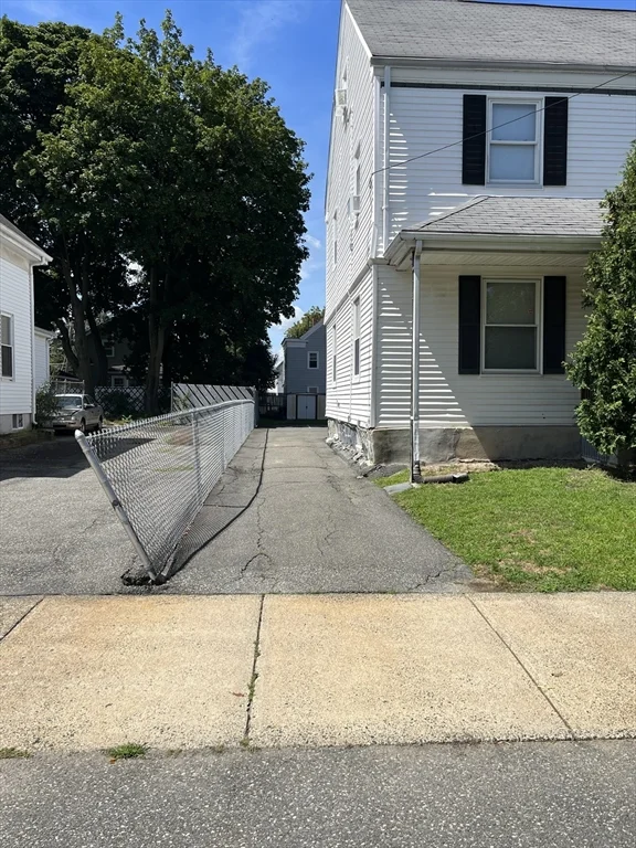 2 bed, 1 bath apartment for rent at 38 Everett St Unit 2, Medford — photo 26 of 29