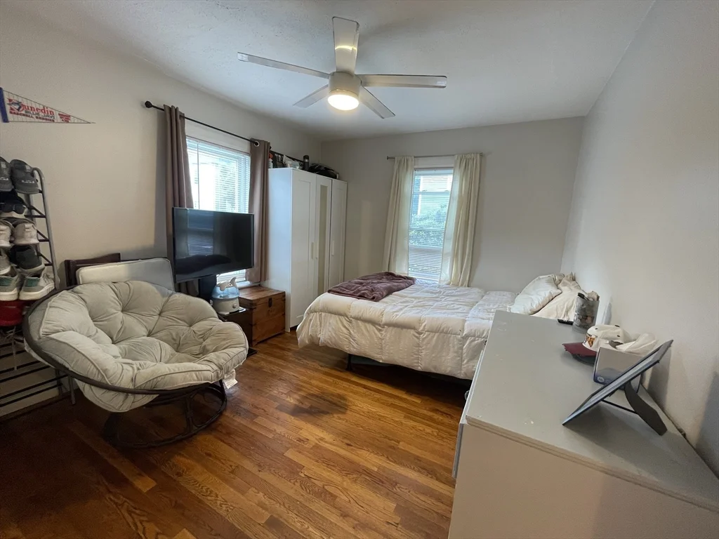 2 bed, 1 bath apartment for rent at 38 Faxon St Unit 38, Nonantum — photo 8 of 17
