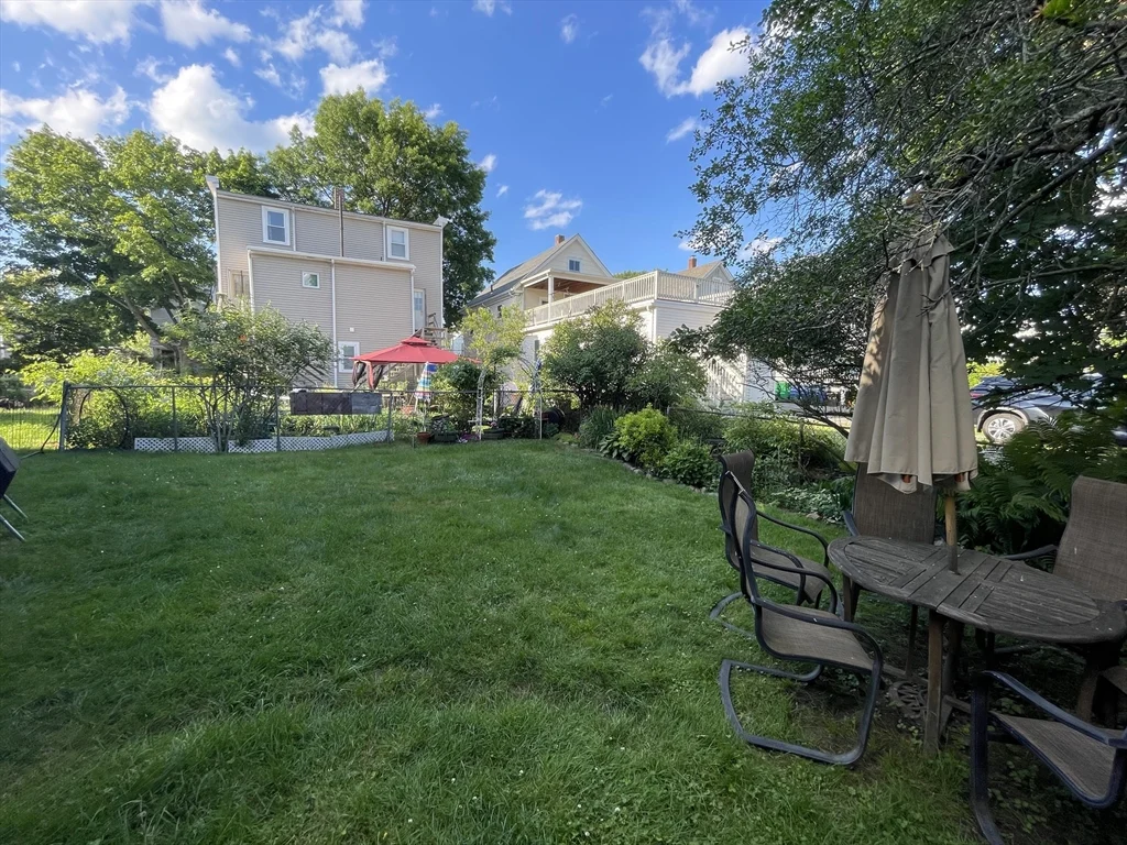2 bed, 1 bath apartment for rent at 38 Faxon St Unit 38, Nonantum — photo 16 of 17
