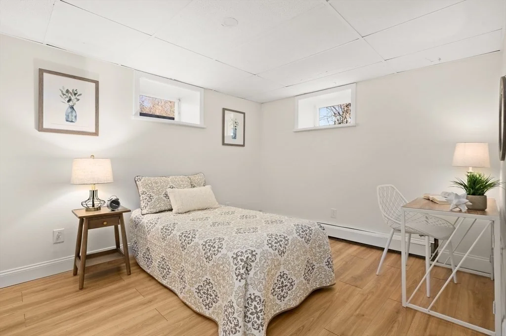 2 bed, 1 bath apartment for rent at 38 Fern Rd Unit B, Medford — photo 4 of 10