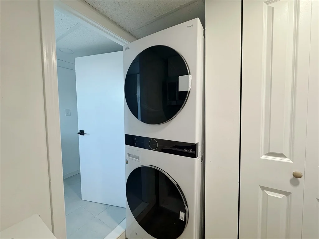 2 bed, 1 bath apartment for rent at 38 Fern Rd Unit B, Medford — photo 7 of 10