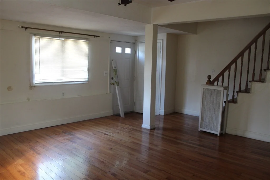 3 bed, 1 bath apartment for rent at 38 Fisk Ave, Magoun Square — photo 8 of 13