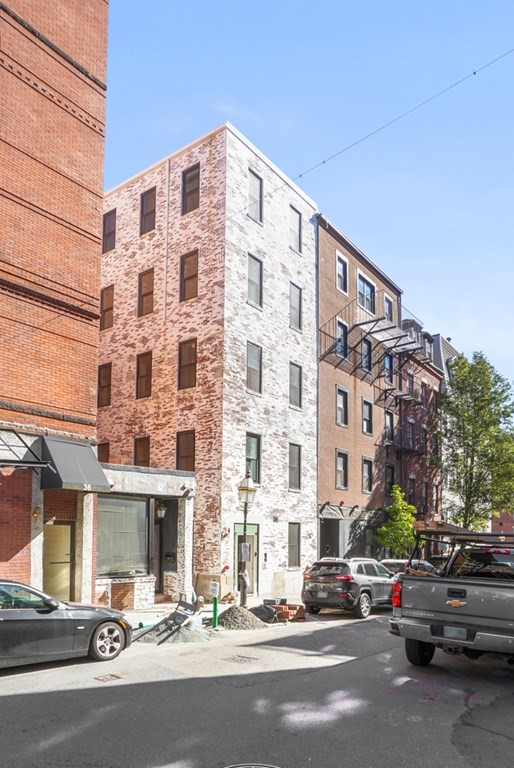 2 bed, 2 bath apartment for rent at 38 Fleet St Unit 3, North End — photo 8 of 9