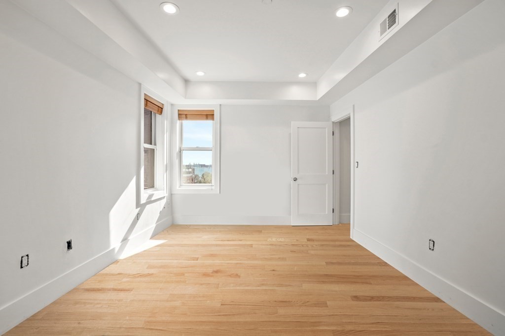 2 bed, 2 bath apartment for rent at 38 Fleet St Unit 3, North End — photo 3 of 9