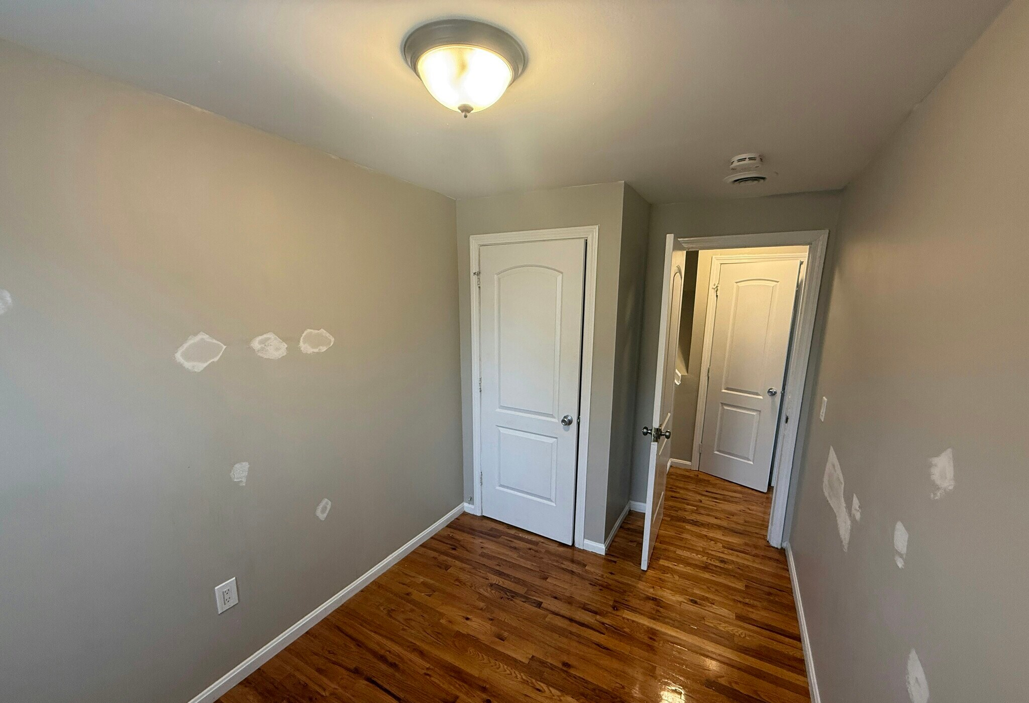 4 bed, 1 bath apartment for rent at 38 Forest Hills St Unit 2, Jamaica Plain — photo 6 of 10