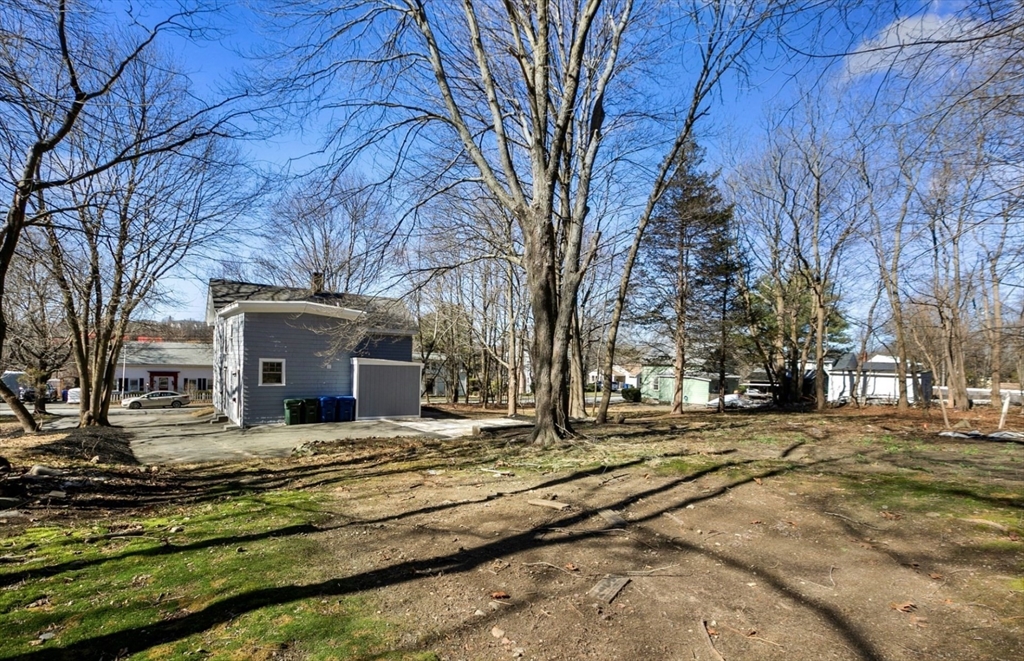 2 bed, 1 bath apartment for rent at 38 Forest St Unit 2, Danvers — photo 6 of 6