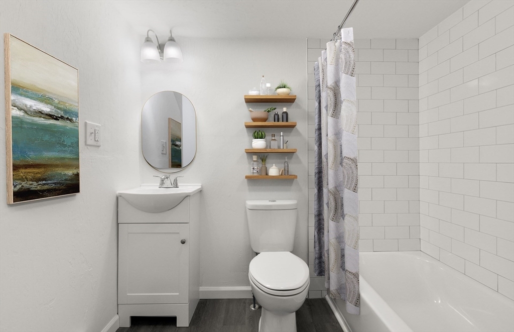 2 bed, 1 bath apartment for rent at 38 Forest St Unit 2, Danvers — photo 5 of 6