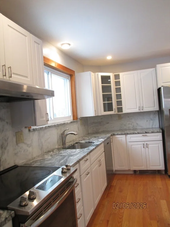 3 bed, 1 bath apartment for rent at 38 Forest St Unit 2, Peabody — photo 4 of 20