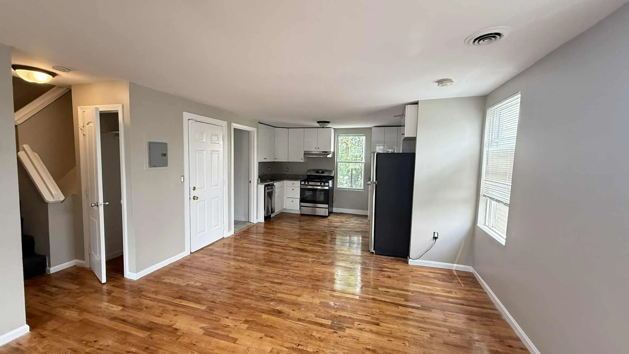 4 bed, 1 bath apartment for rent at 38 Forest St Unit 2, Roxbury