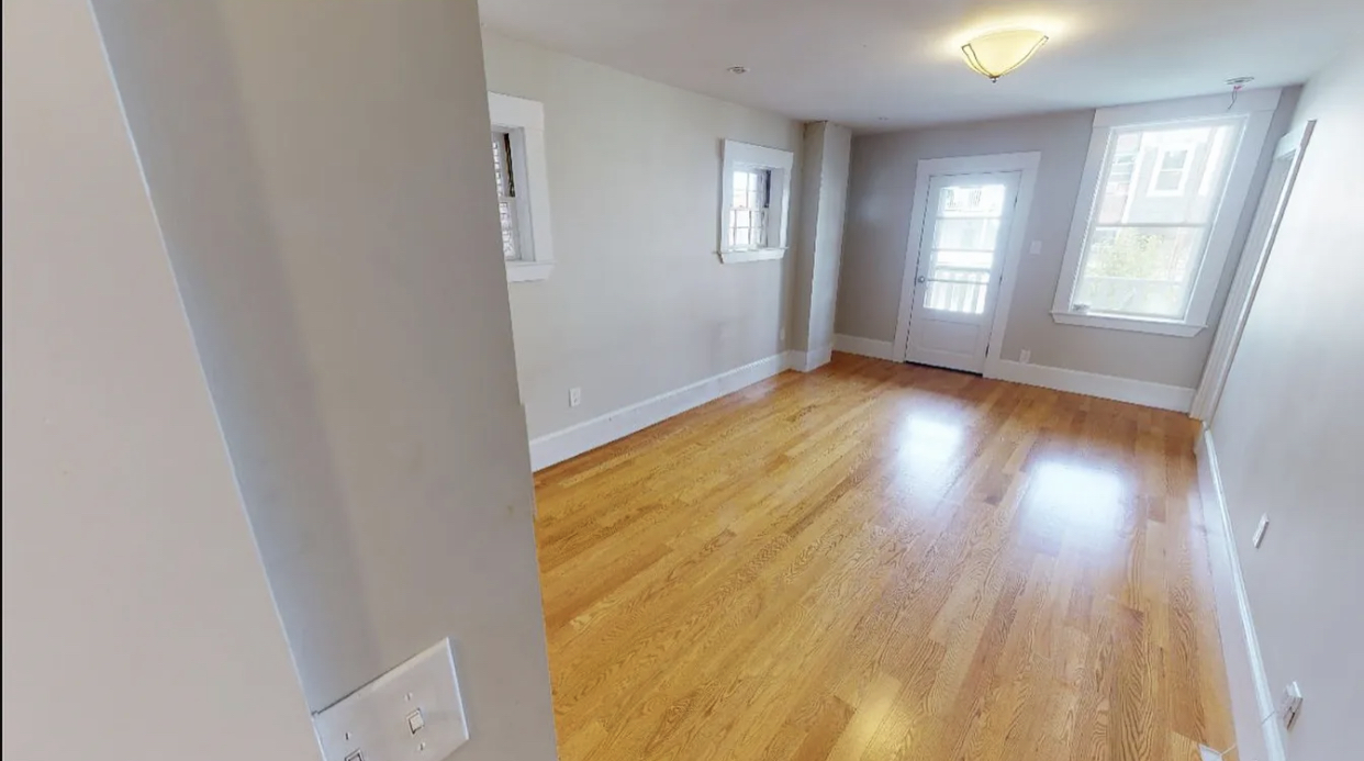 4 bed, 1 bath apartment for rent at 38 Frankfort St Unit 2, East Boston — photo 5 of 6