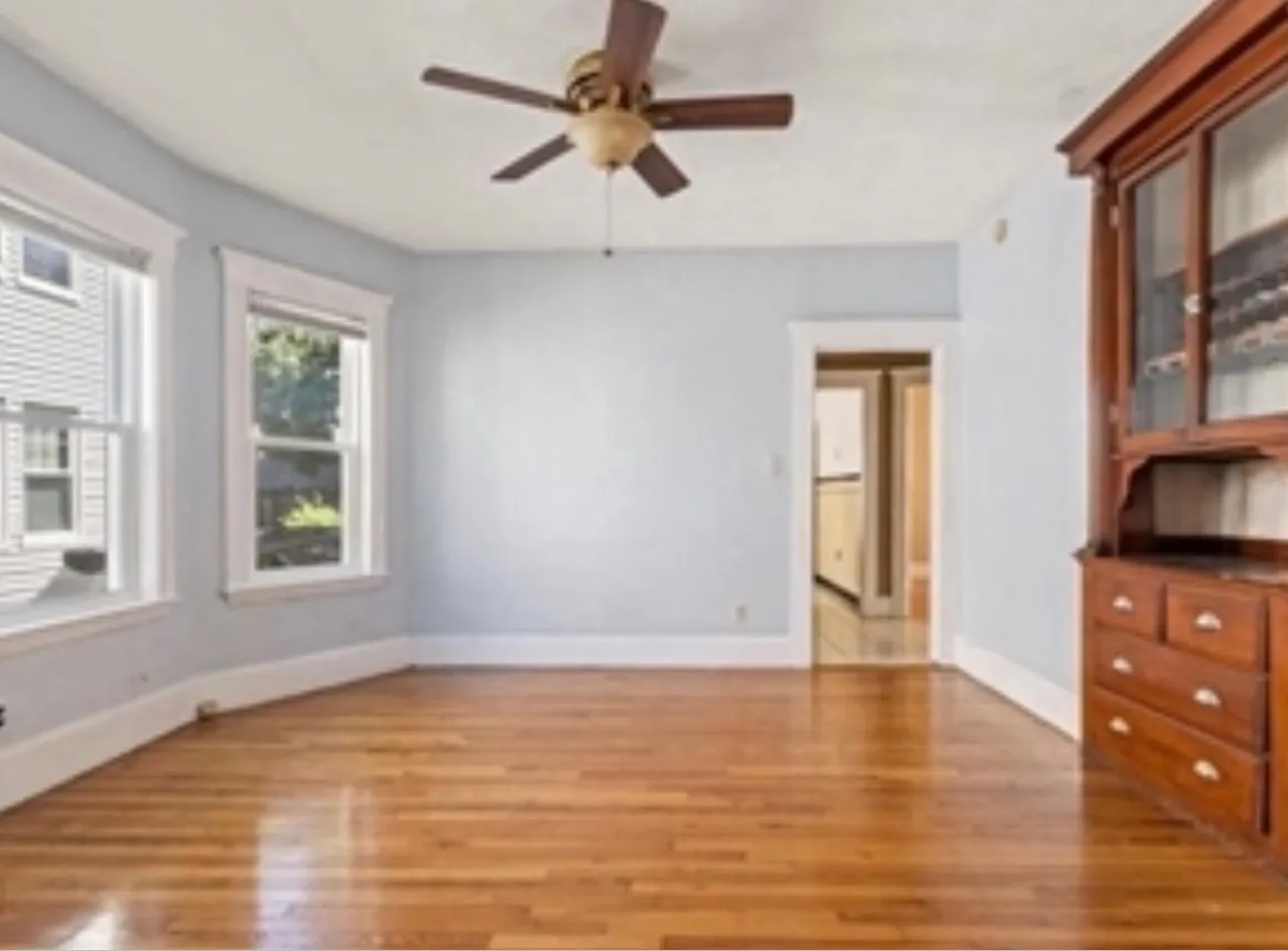 3 bed, 1 bath apartment for rent at 38 George St Unit 1A, South Medford