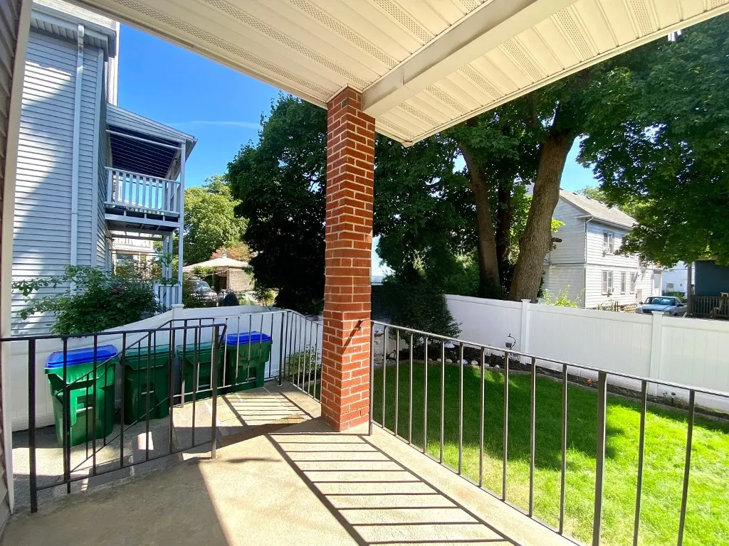 3 bed, 1 bath apartment for rent at 38 George St Unit 2, South Medford — photo 26 of 30