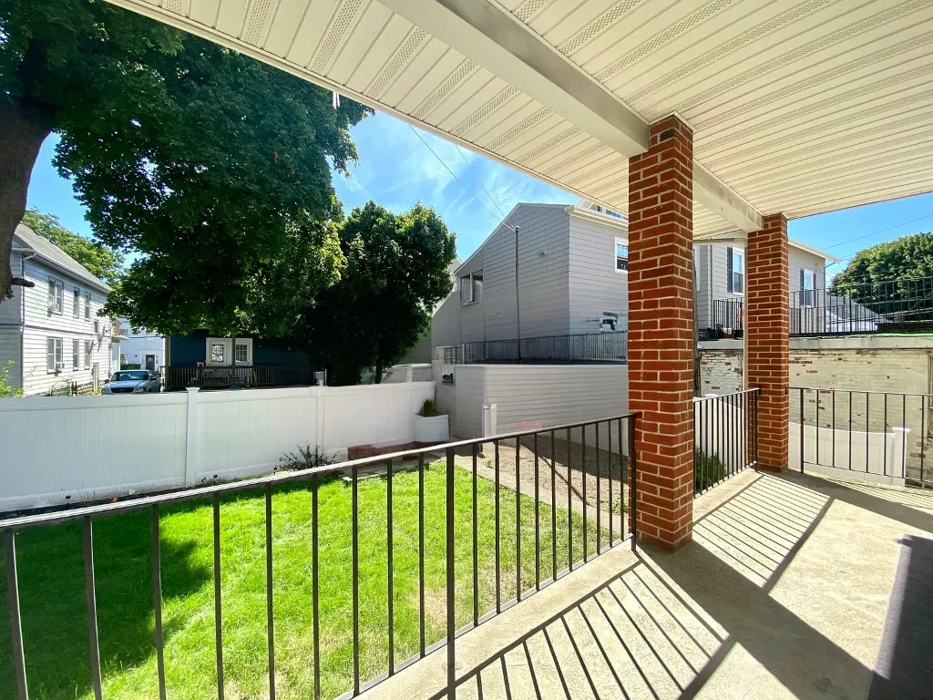 3 bed, 1 bath apartment for rent at 38 George St Unit 2, South Medford — photo 27 of 30