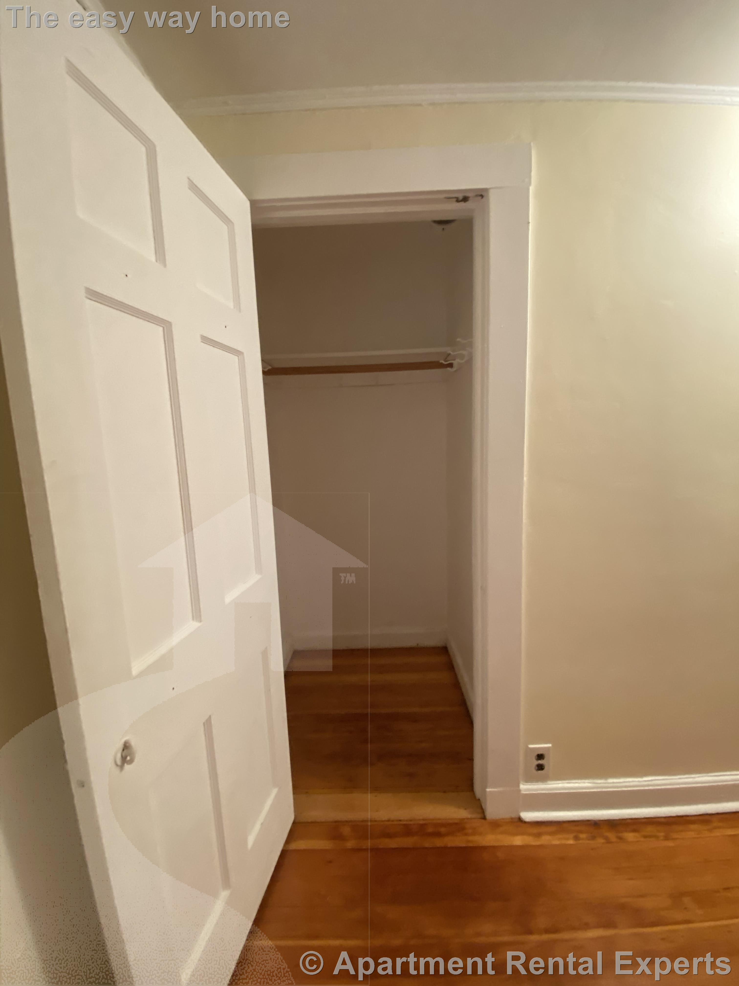 2 bed, 1 bath apartment for rent at 38 Gibson St Unit 2A, Harvard Square — photo 11 of 12