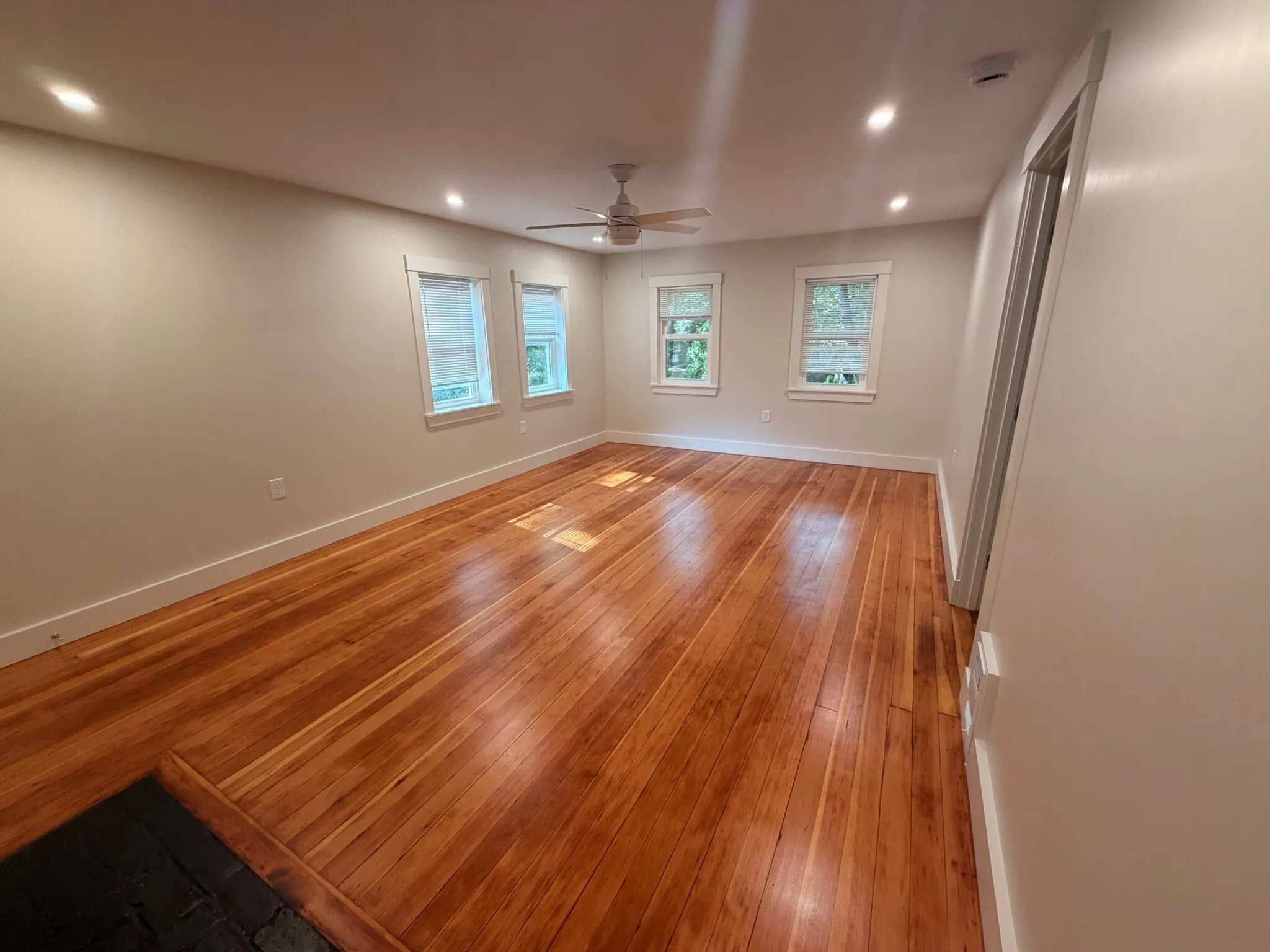 1 bed, 1 bath apartment for rent at 38 Gibson St Unit 3, West Cambridge — photo 4 of 11