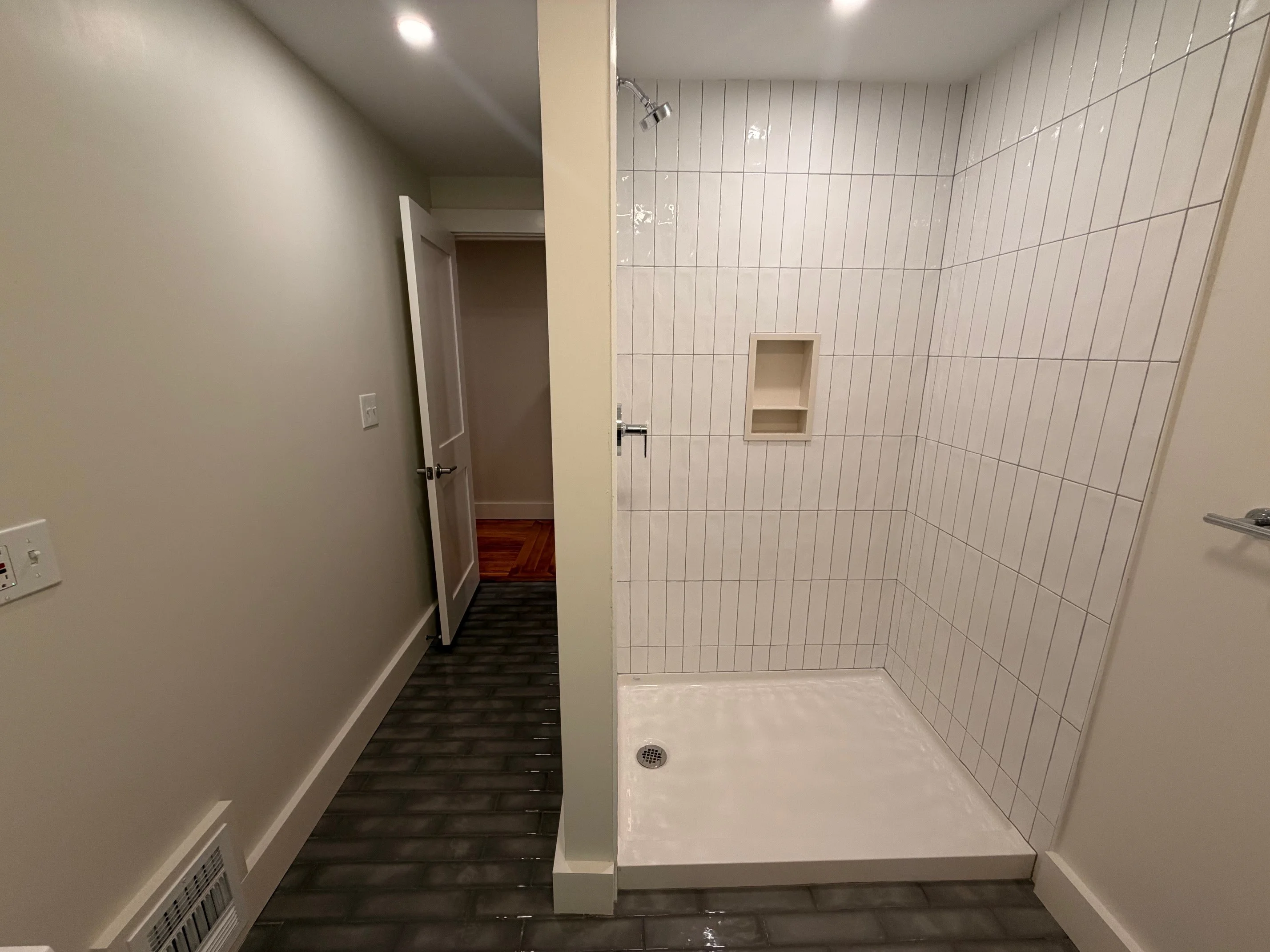 1 bed, 1 bath apartment for rent at 38 Gibson St Unit 6D, West Cambridge — photo 9 of 11
