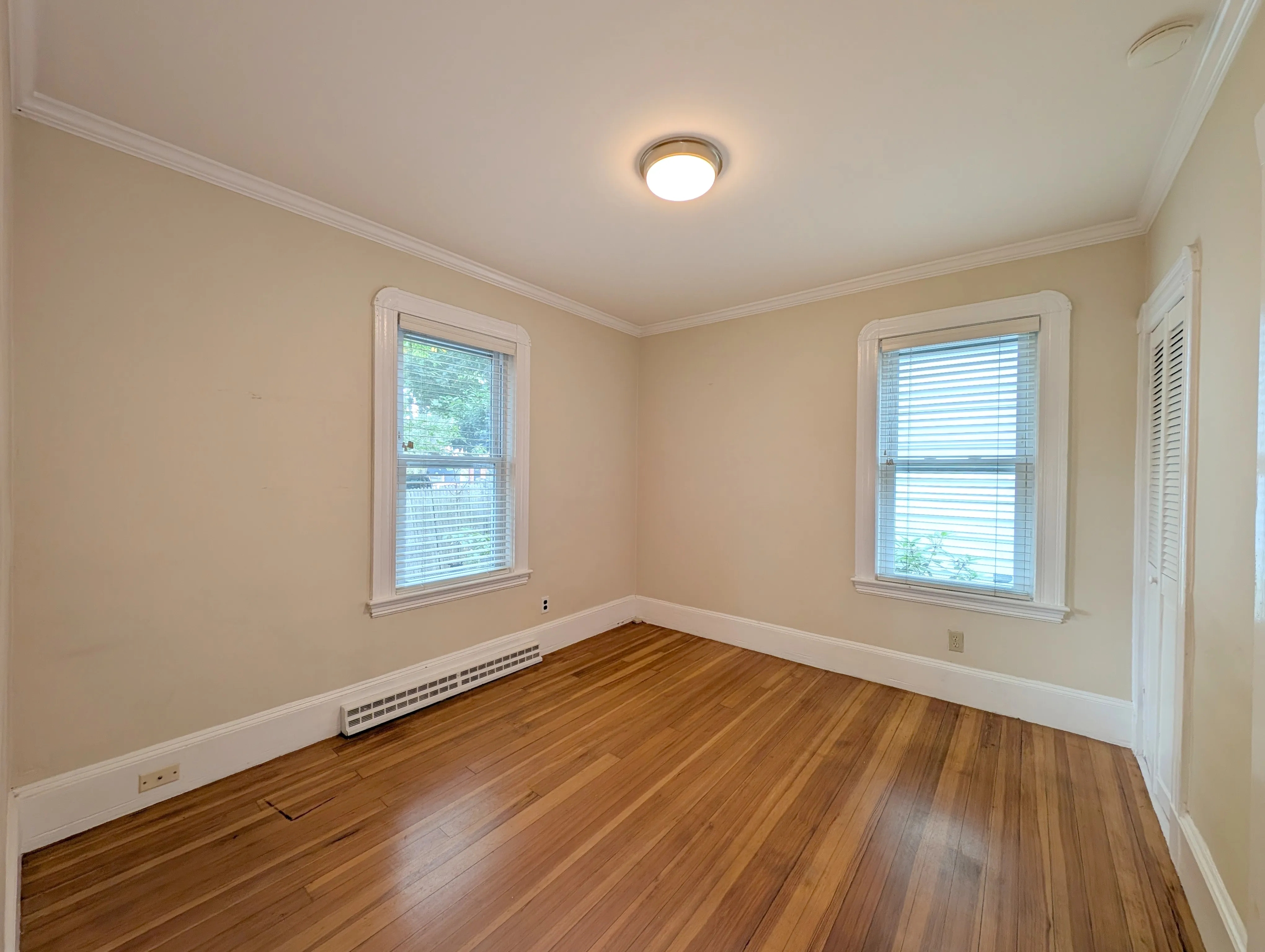 1.5 bed, 1 bath apartment for rent at 38 Gold Star Rd Unit 1, North Cambridge — photo 13 of 16
