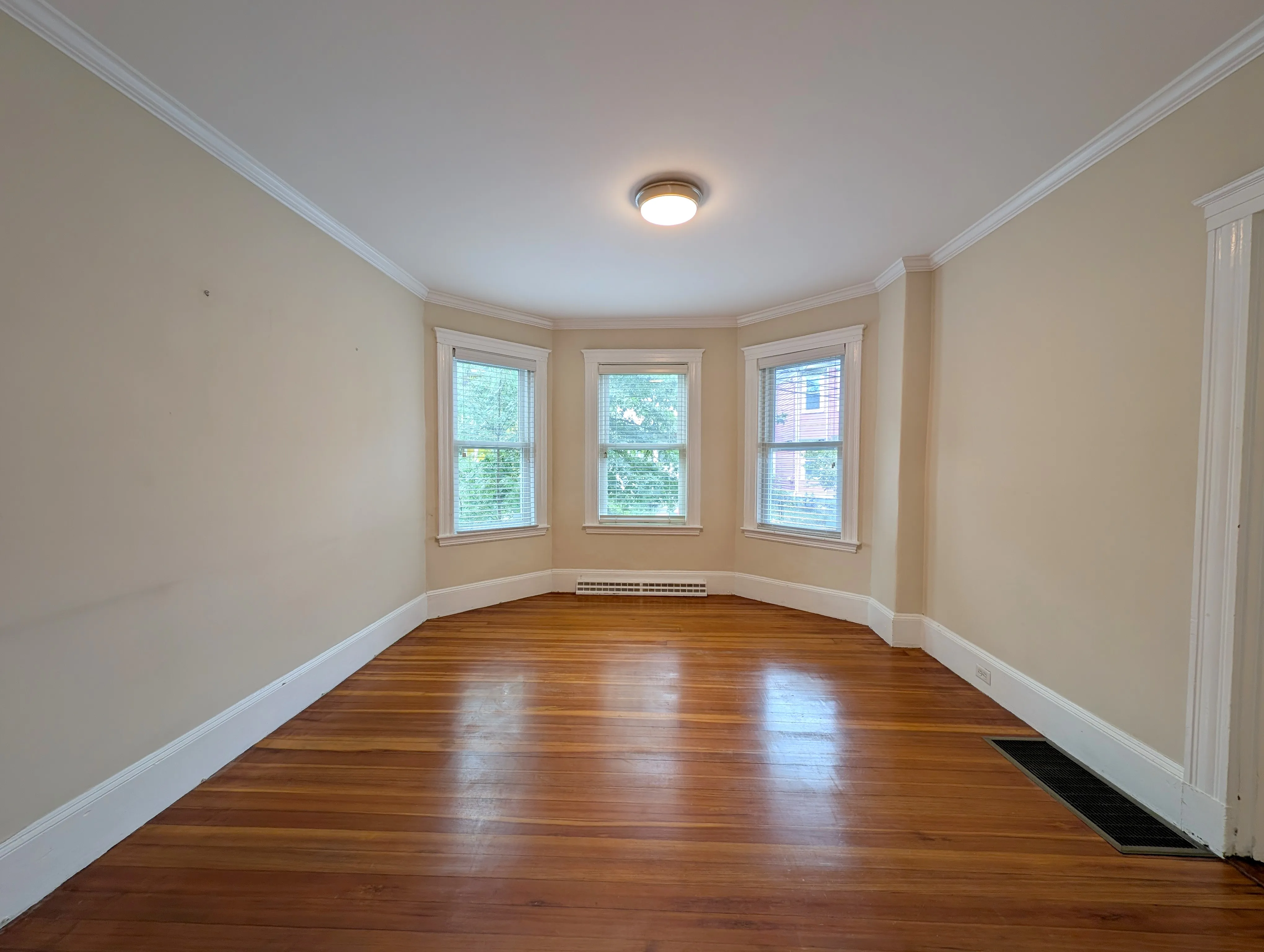1.5 bed, 1 bath apartment for rent at 38 Gold Star Rd Unit 1, North Cambridge — photo 8 of 16