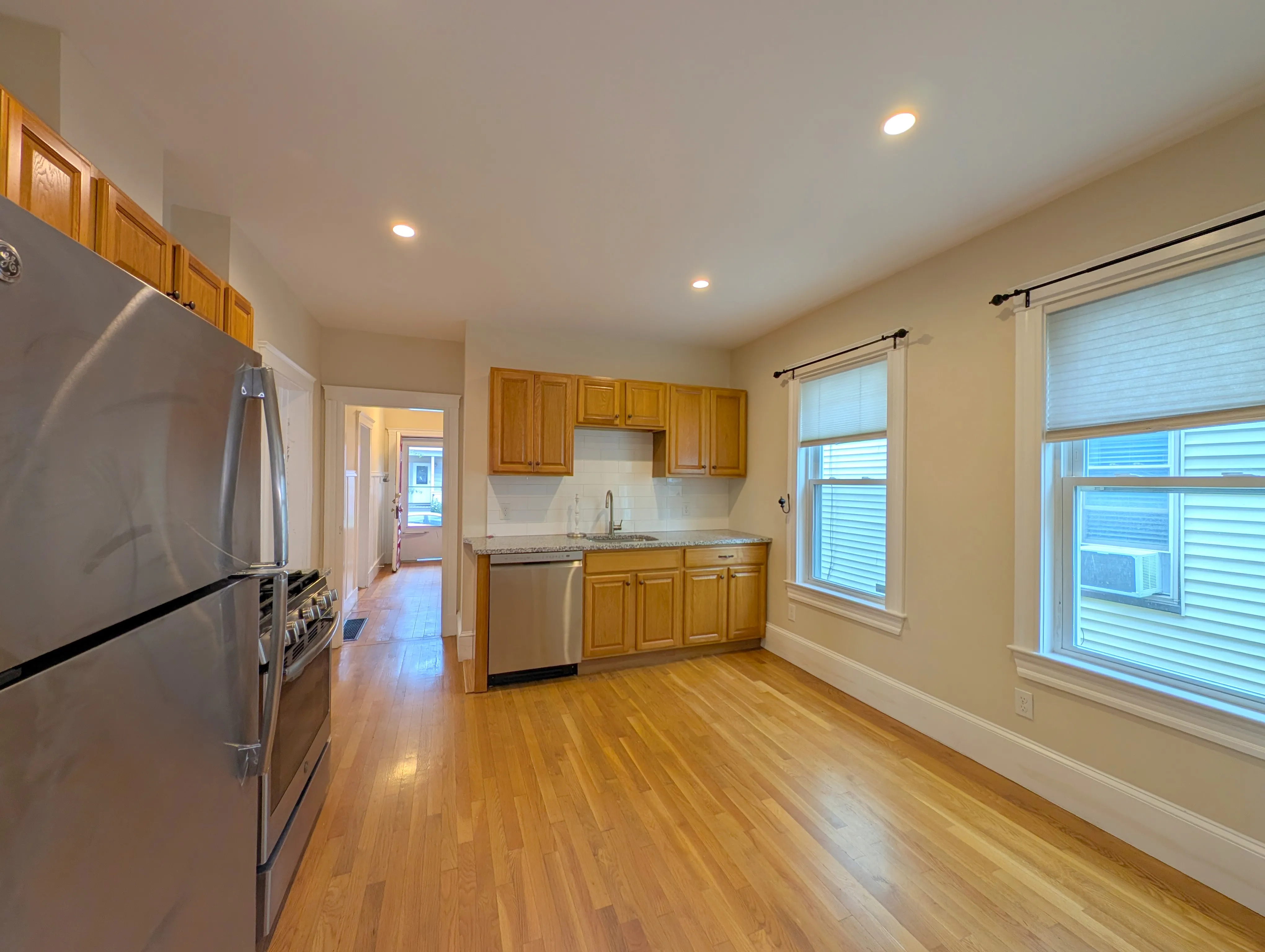 1.5 bed, 1 bath apartment for rent at 38 Gold Star Rd Unit 1, North Cambridge — photo 4 of 16