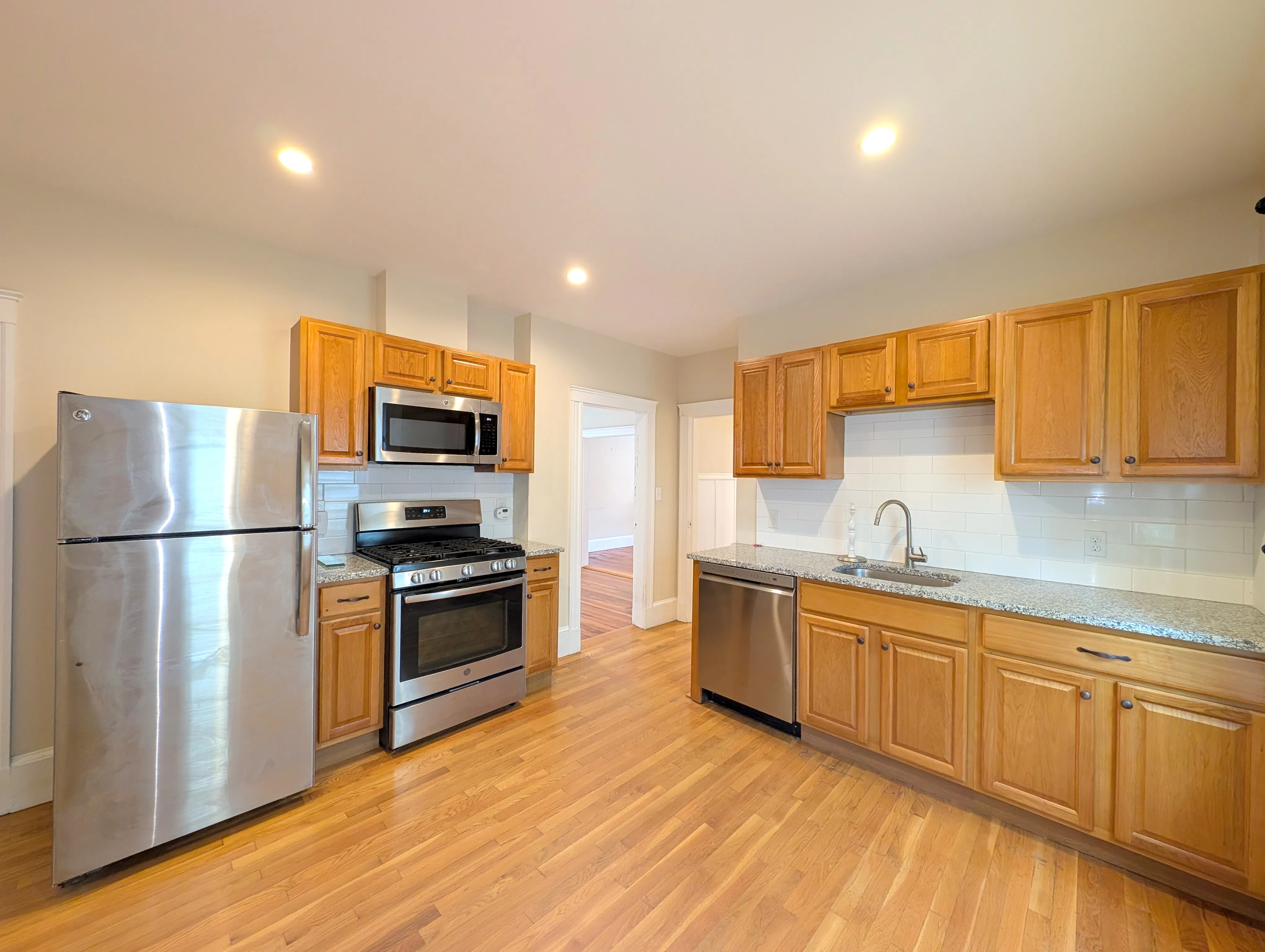 1.5 bed, 1 bath apartment for rent at 38 Gold Star Rd Unit 1, North Cambridge — photo 1 of 16