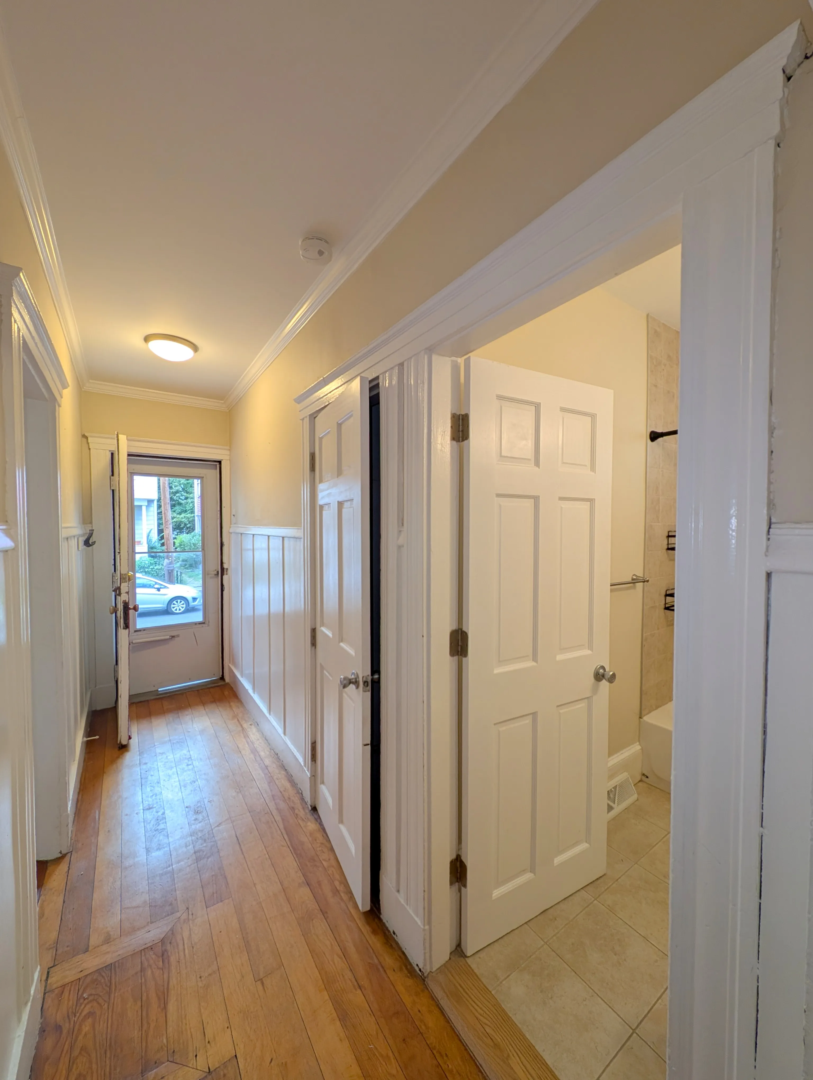 1.5 bed, 1 bath apartment for rent at 38 Gold Star Rd Unit 1, North Cambridge — photo 11 of 16