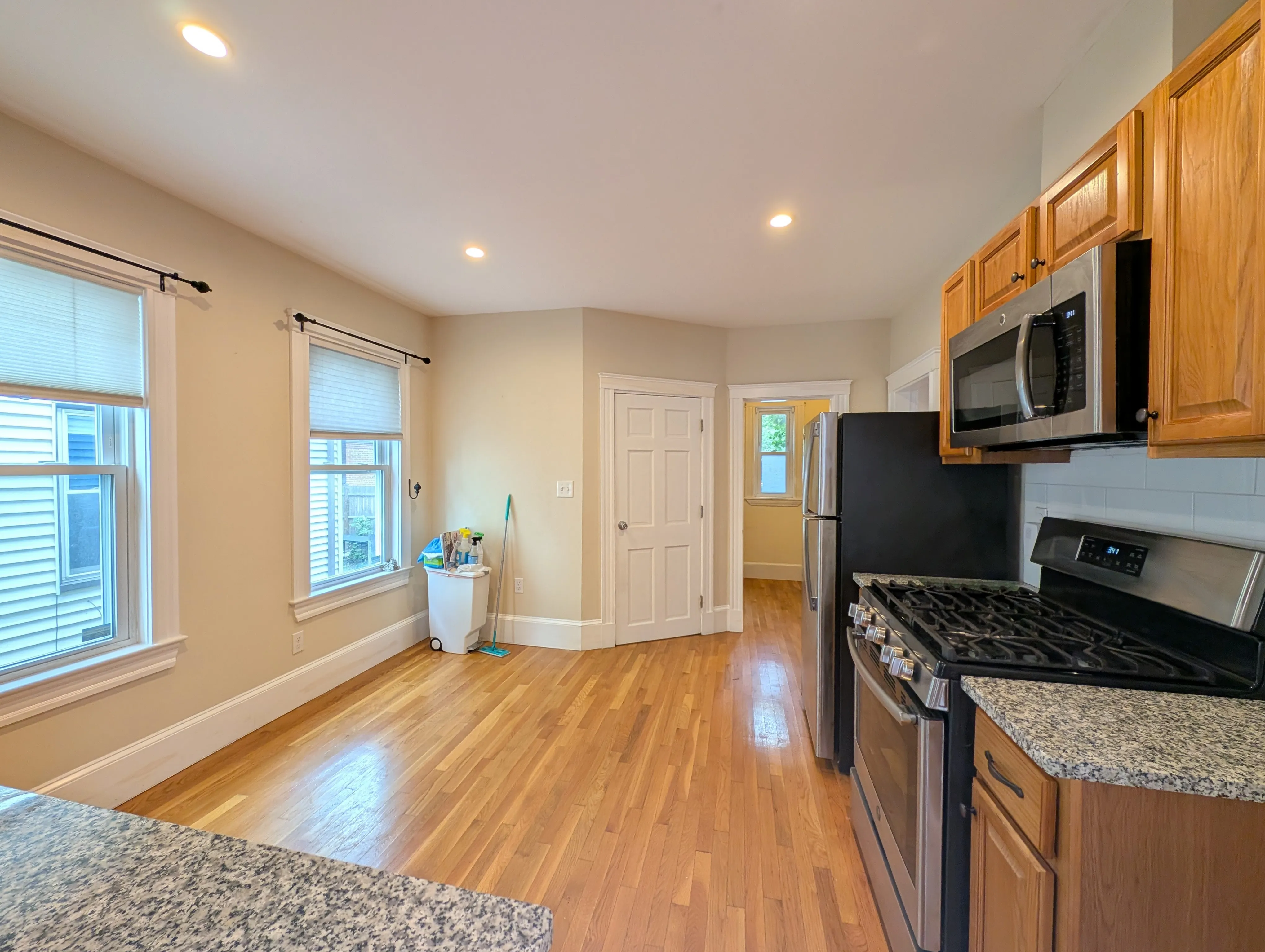1.5 bed, 1 bath apartment for rent at 38 Gold Star Rd Unit 1, North Cambridge — photo 2 of 16