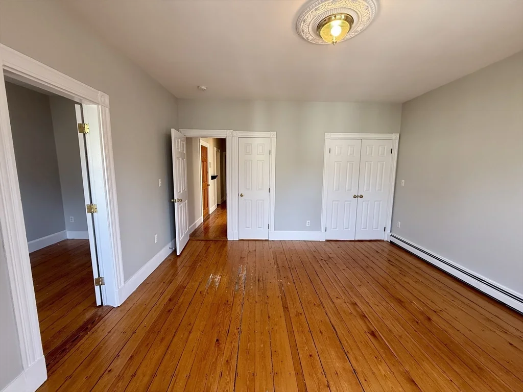 2 bed, 1 bath apartment for rent at 38 Goldsmith St Unit 3, Jamaica Plain — photo 4 of 23