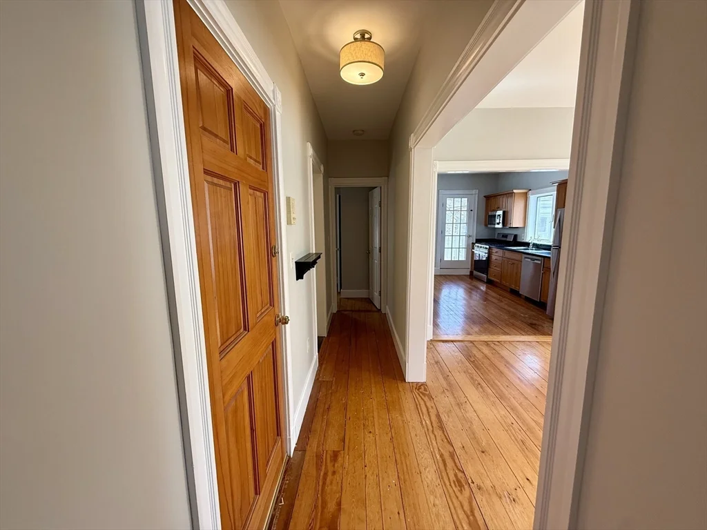 2 bed, 1 bath apartment for rent at 38 Goldsmith St Unit 3, Jamaica Plain — photo 7 of 23