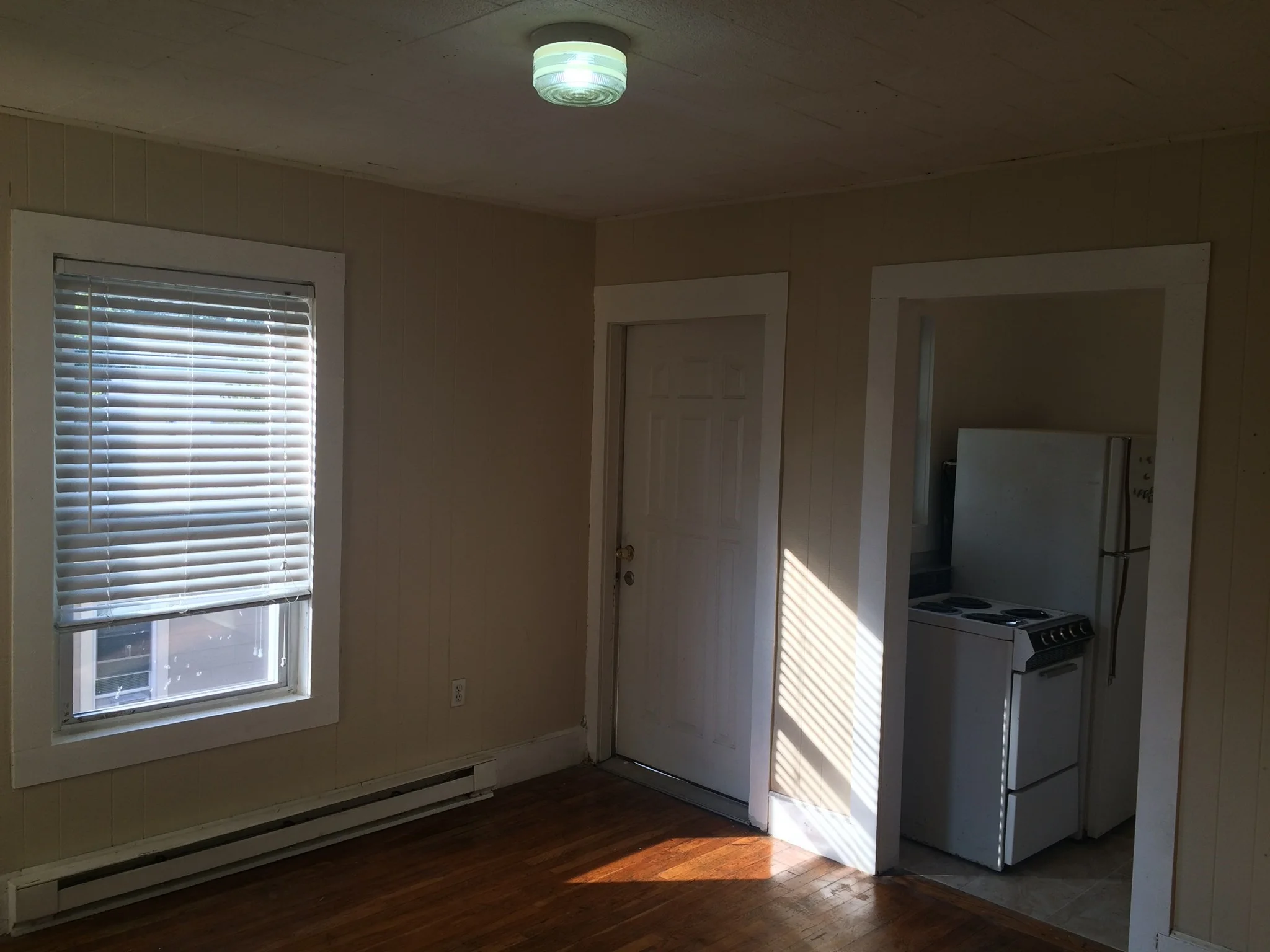 1 bed, 1 bath apartment for rent at 38 Gordon St Unit 3, Framingham — photo 5 of 6