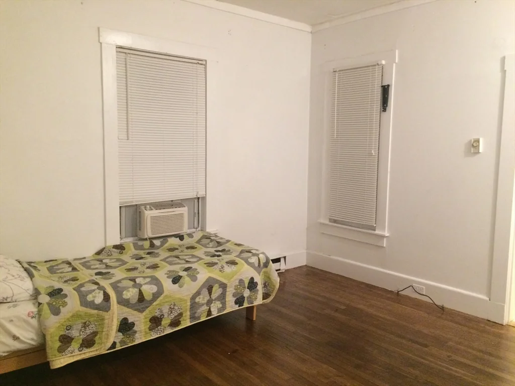 1 bed, 1 bath apartment for rent at 38 Gordon Unit 1, Framingham — photo 2 of 5