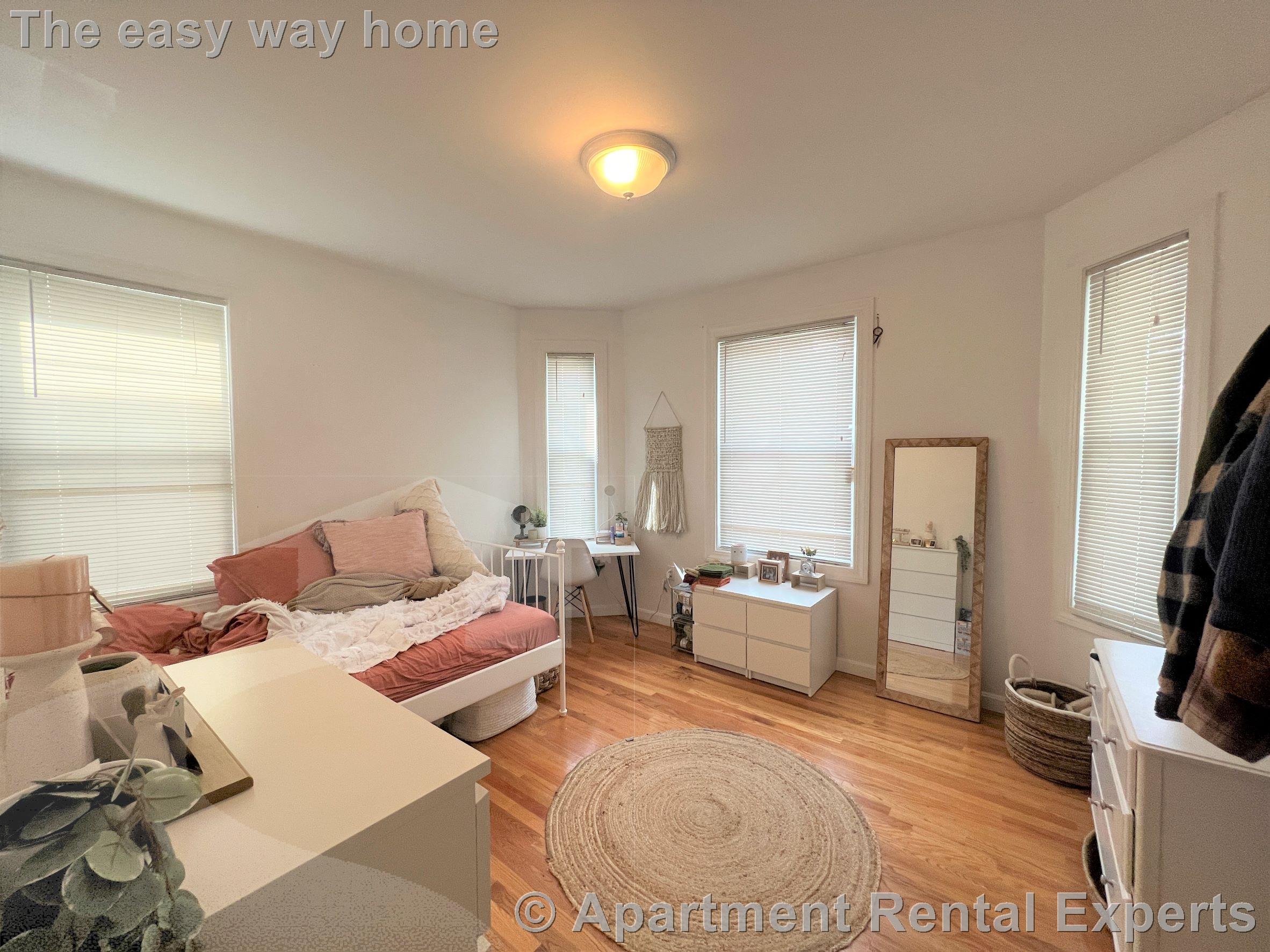 4 bed, 2 bath apartment for rent at 38 Gorham St Unit 1, Davis Square — photo 5 of 14