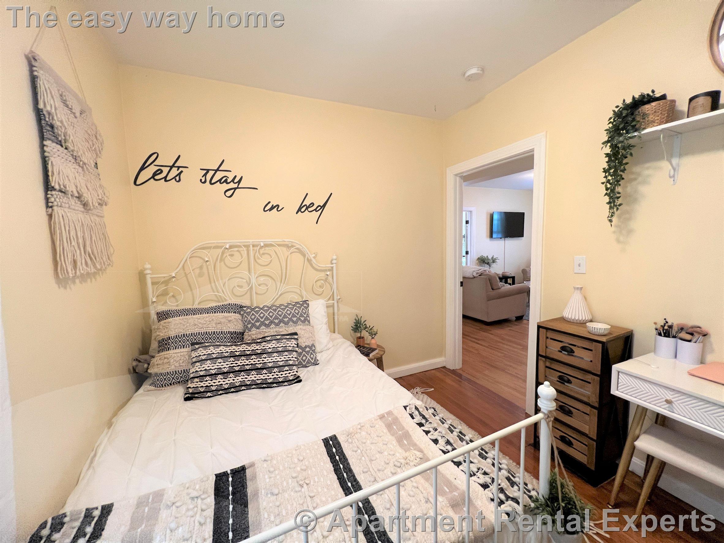 4 bed, 2 bath apartment for rent at 38 Gorham St Unit 1, Davis Square — photo 8 of 14