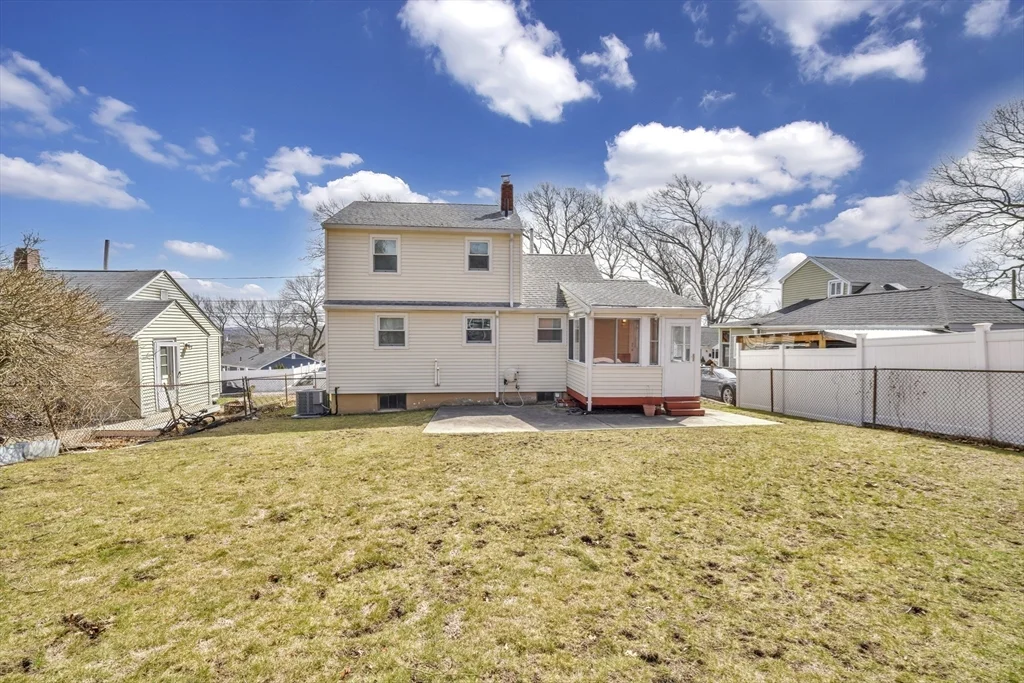 4 bed, 2 bath apartment for rent at 38 Grassmere Rd, Hyde Park — photo 24 of 26