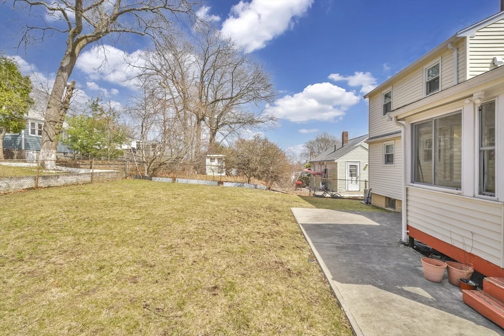 4 bed, 2 bath apartment for rent at 38 Grassmere Rd, Hyde Park — photo 25 of 26