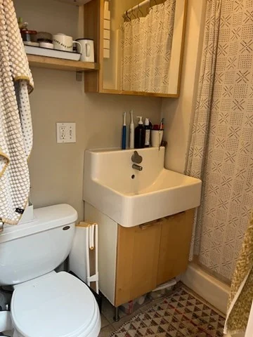 2 bed, 1 bath apartment for rent at 38 Greenwich St Unit 38, South End — photo 23 of 25