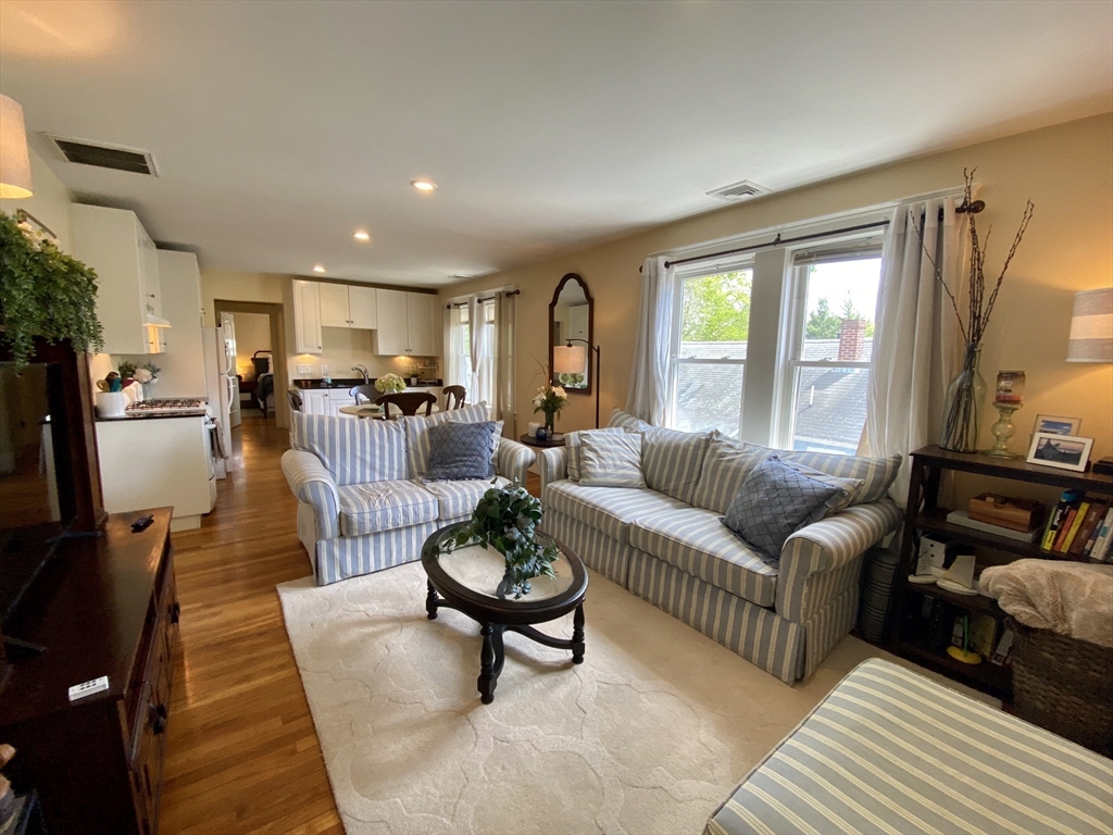 1 bed, 1 bath apartment for rent at 38 Grossman Unit 1R, Quincy