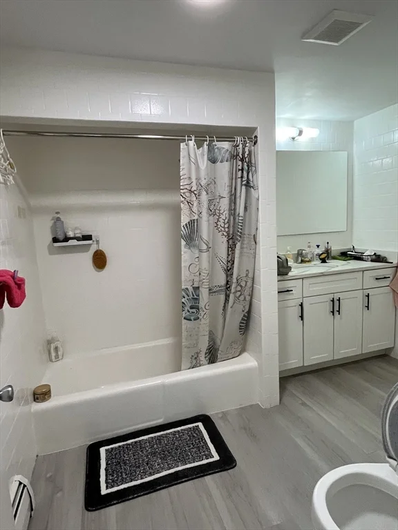 2 bed, 1 bath apartment for rent at 38 Grove St Unit 38, Belmont — photo 6 of 10