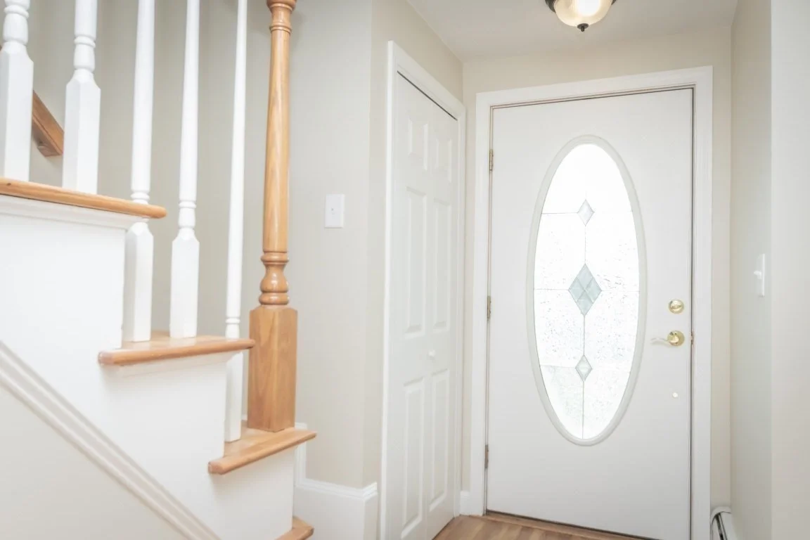 3 bed, 1 bath apartment for rent at 38 Guild St Unit 1, Lowell — photo 5 of 33