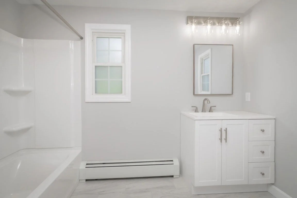 3 bed, 1 bath apartment for rent at 38 Guild St Unit 1, Lowell — photo 31 of 33