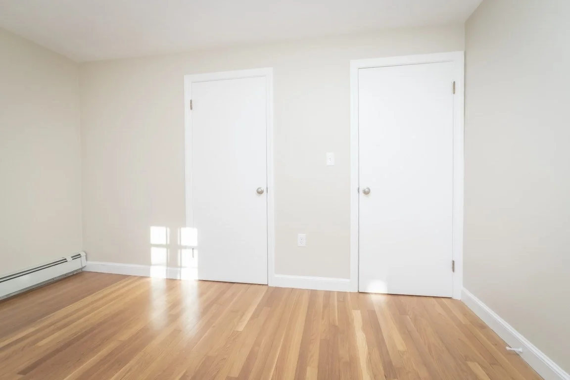 3 bed, 1 bath apartment for rent at 38 Guild St Unit 1, Lowell — photo 27 of 33