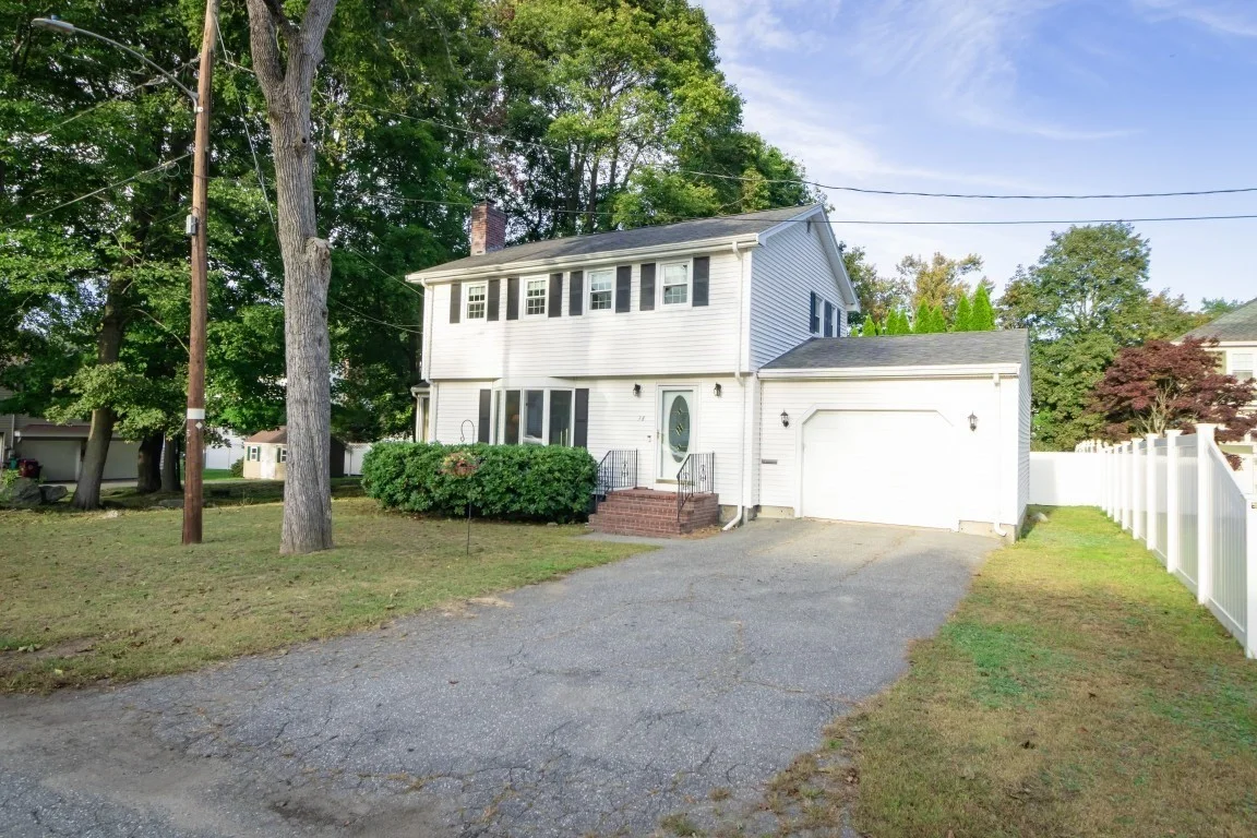 3 bed, 1 bath apartment for rent at 38 Guild St Unit 1, Lowell — photo 1 of 33